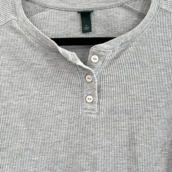 Wild Fable Waffle Cropped Quarter Button Down Long Sleeve Size XL - Picture 3 of 5